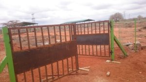 Internal livestock pen fence providing a third and highly secure facility. 